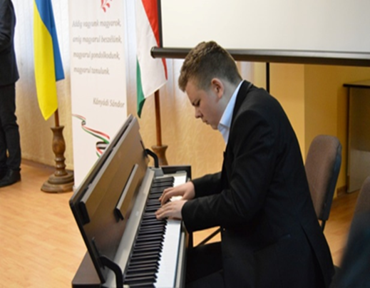 Antal Péter-ösztöndíjasok – Paládi Máté